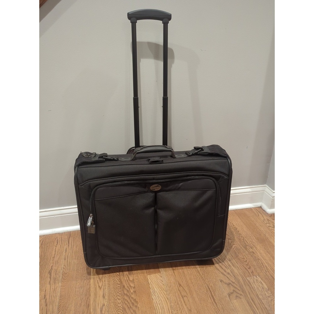 American Tourister 2 Wheels Garment Bag - Black